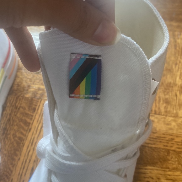 pride platform converse - Picture 4 of 5